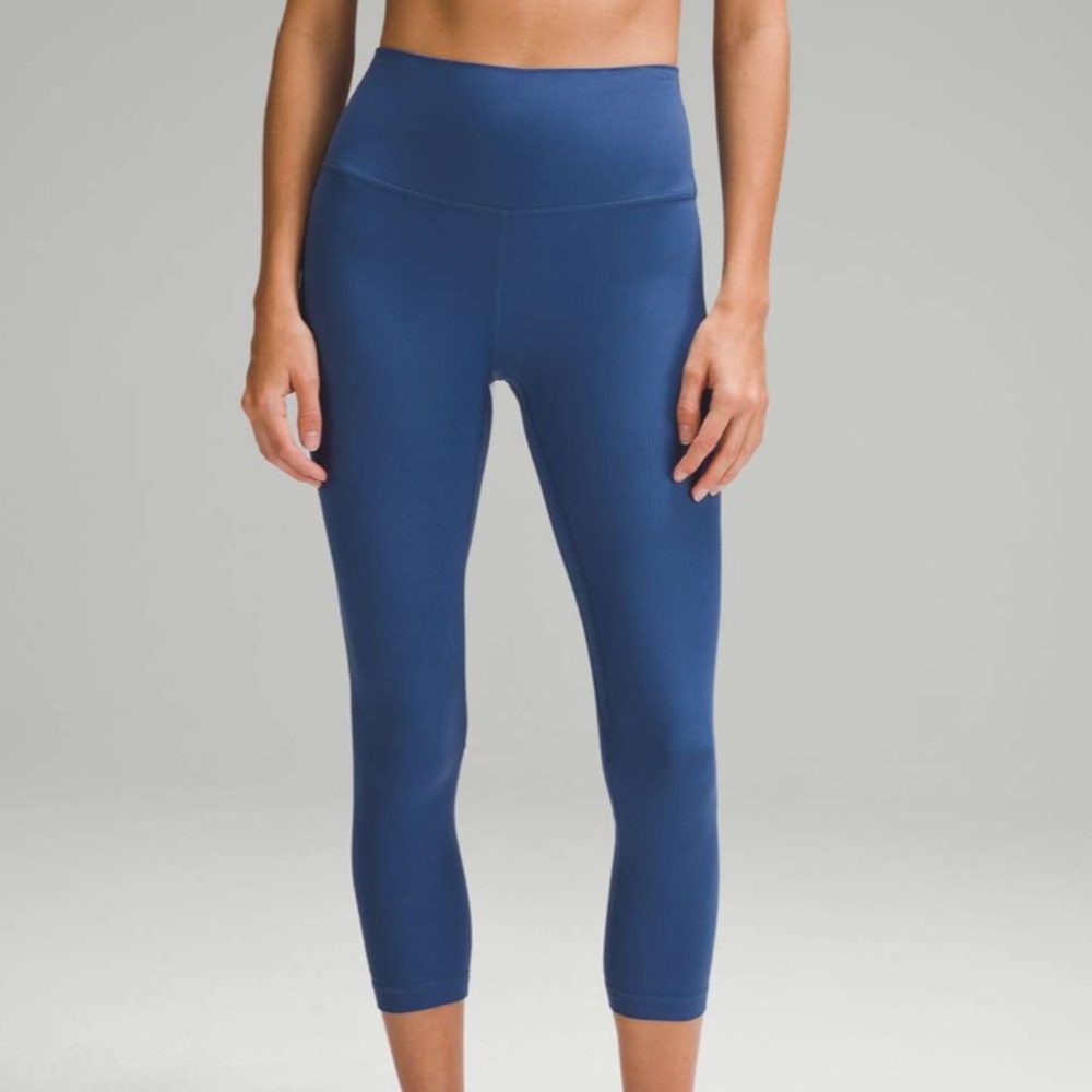 Lululemon align ribbed cropped 23”